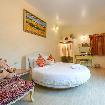 Swiss Valley Hip Resort Suan Phueng Δωμάτιο φωτογραφία