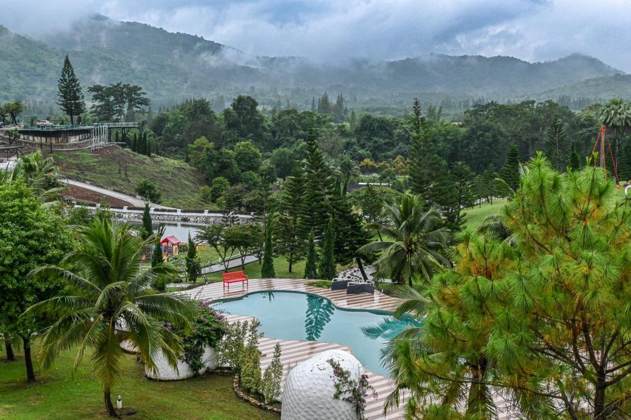 Swiss Valley Hip Resort Suan Phueng Εξωτερικό φωτογραφία