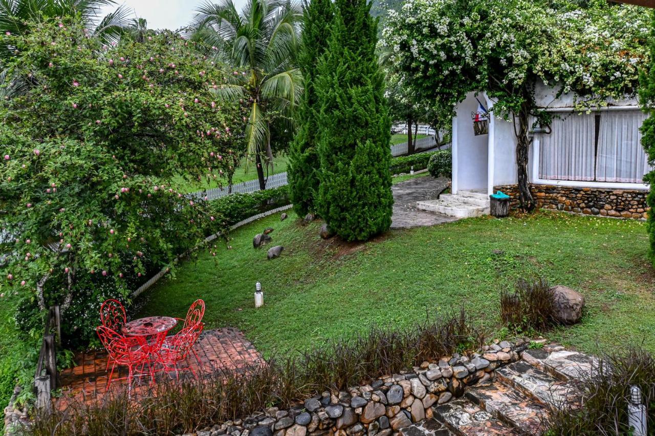 Swiss Valley Hip Resort Suan Phueng Εξωτερικό φωτογραφία