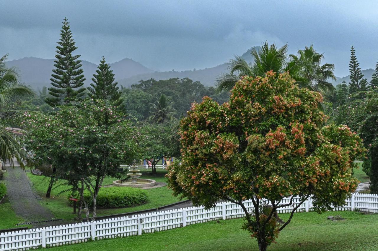 Swiss Valley Hip Resort Suan Phueng Εξωτερικό φωτογραφία