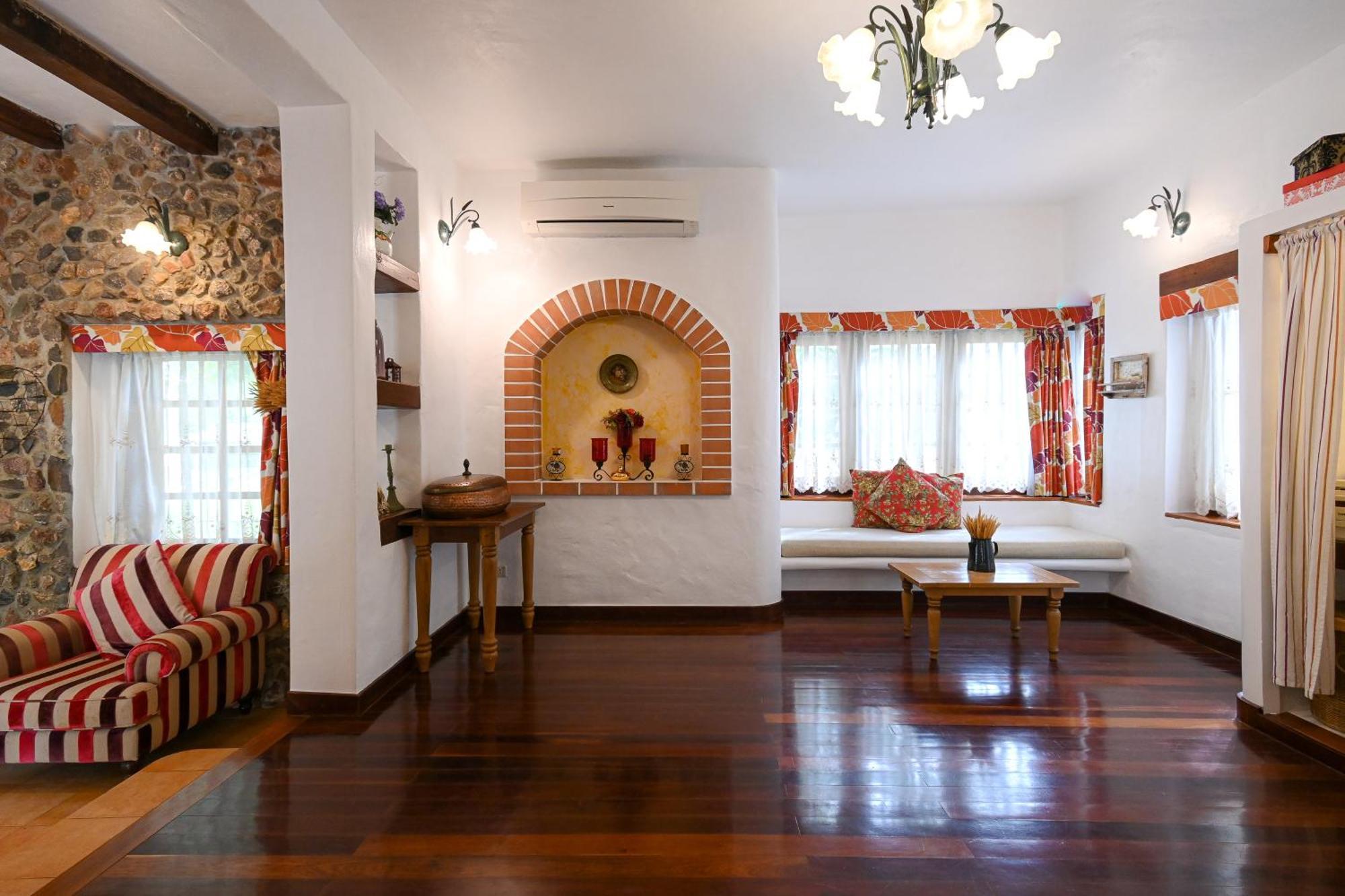Swiss Valley Hip Resort Suan Phueng Δωμάτιο φωτογραφία