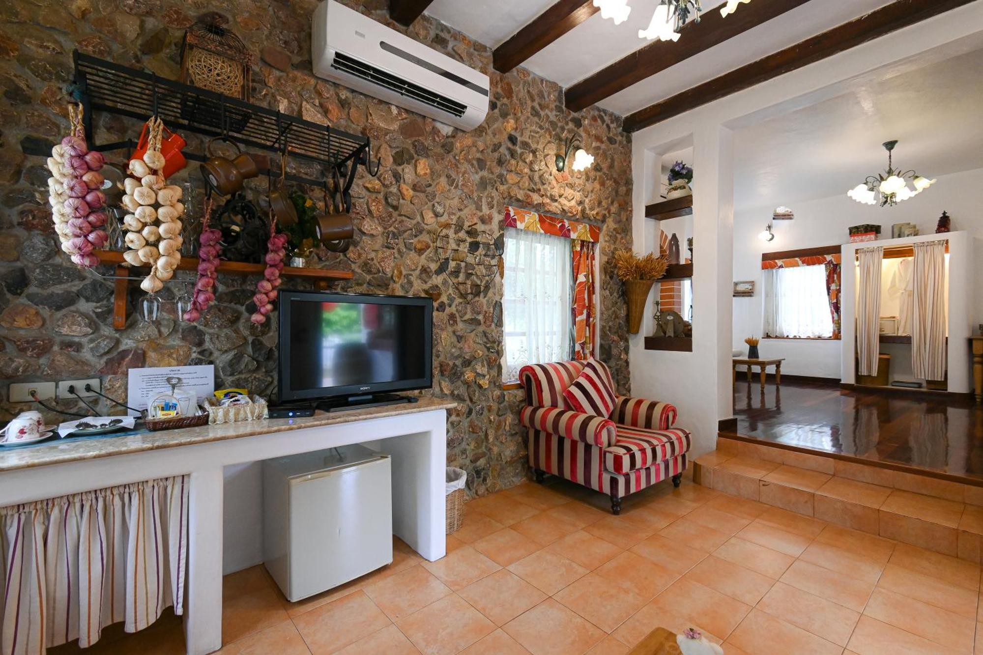 Swiss Valley Hip Resort Suan Phueng Δωμάτιο φωτογραφία